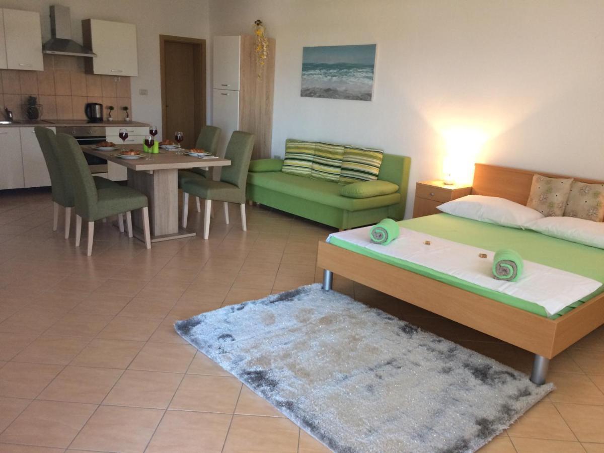 Studio Trogir Romina Appartement Plano Buitenkant foto